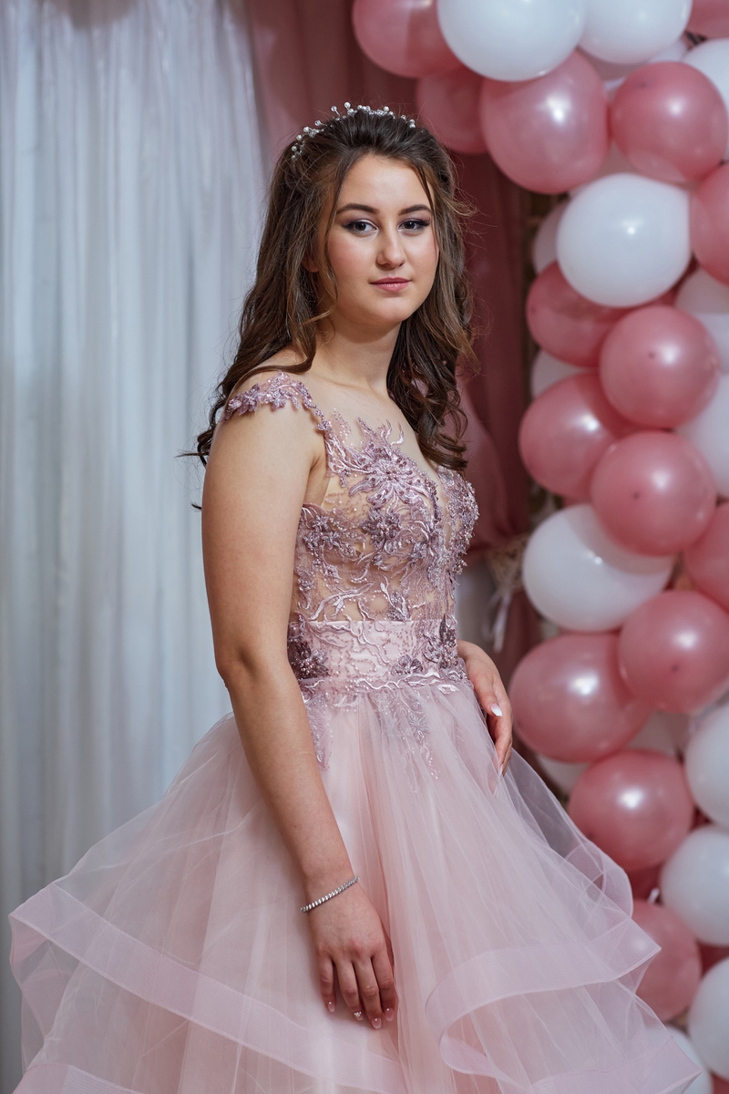 009 Айлис бал